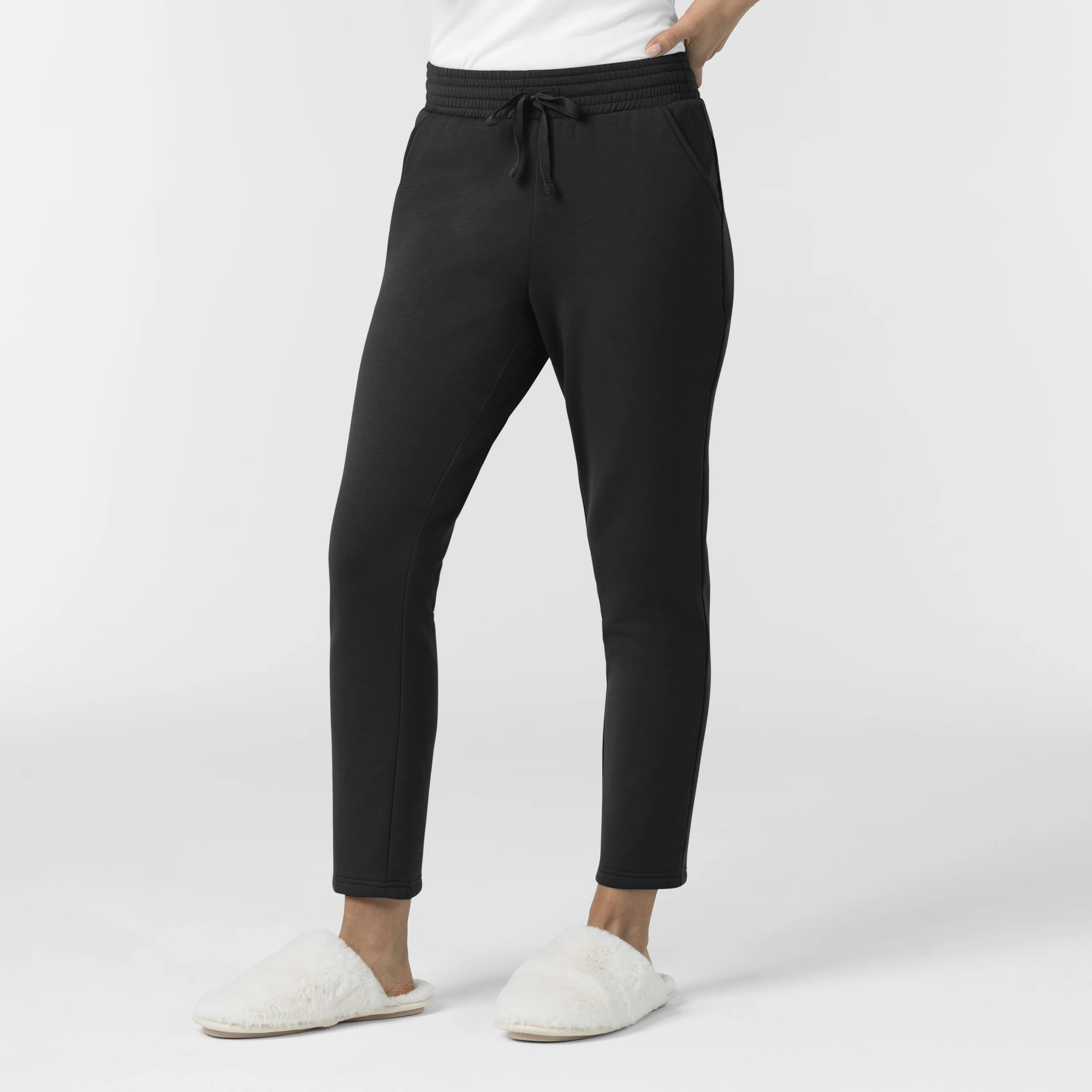 Unwind & Lounge Women's Fleece Slim Leg Pant - Black - Image 5