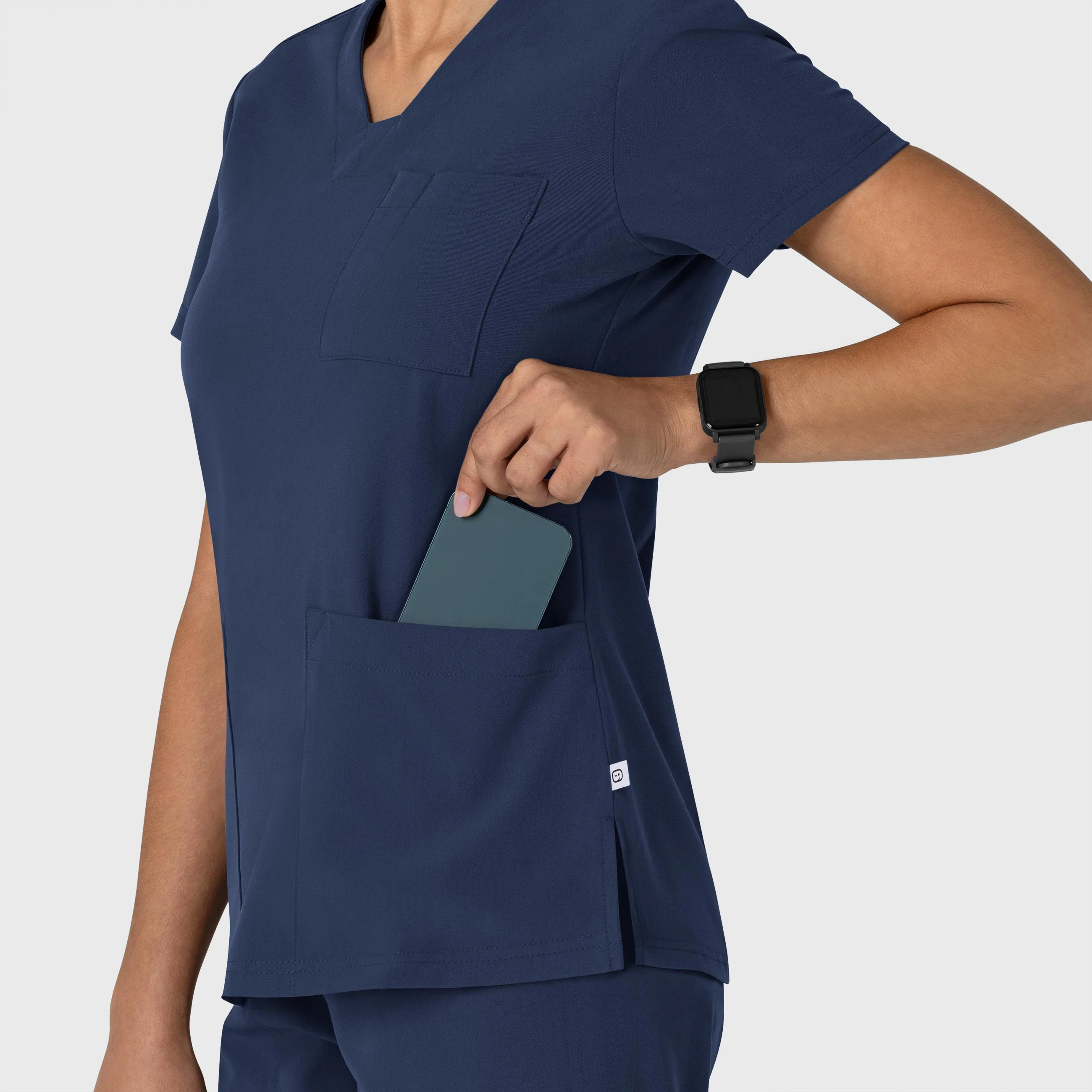 Nova Women's Flex-n-Reach V-Neck Scrub Top - Navy - Image 7