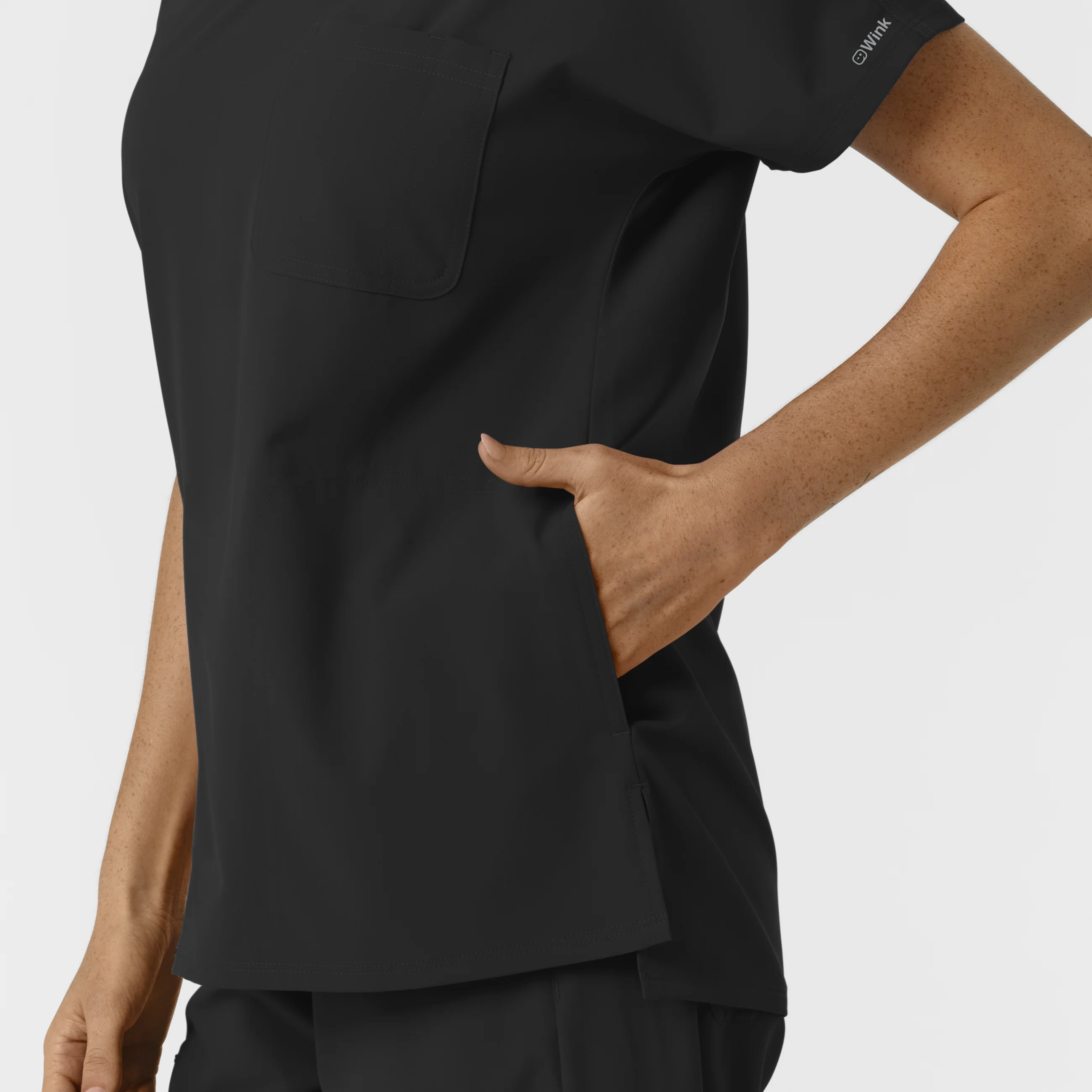NURTUR Women's Drop Shoulder Tunic Scrub Top - Black - Image 8