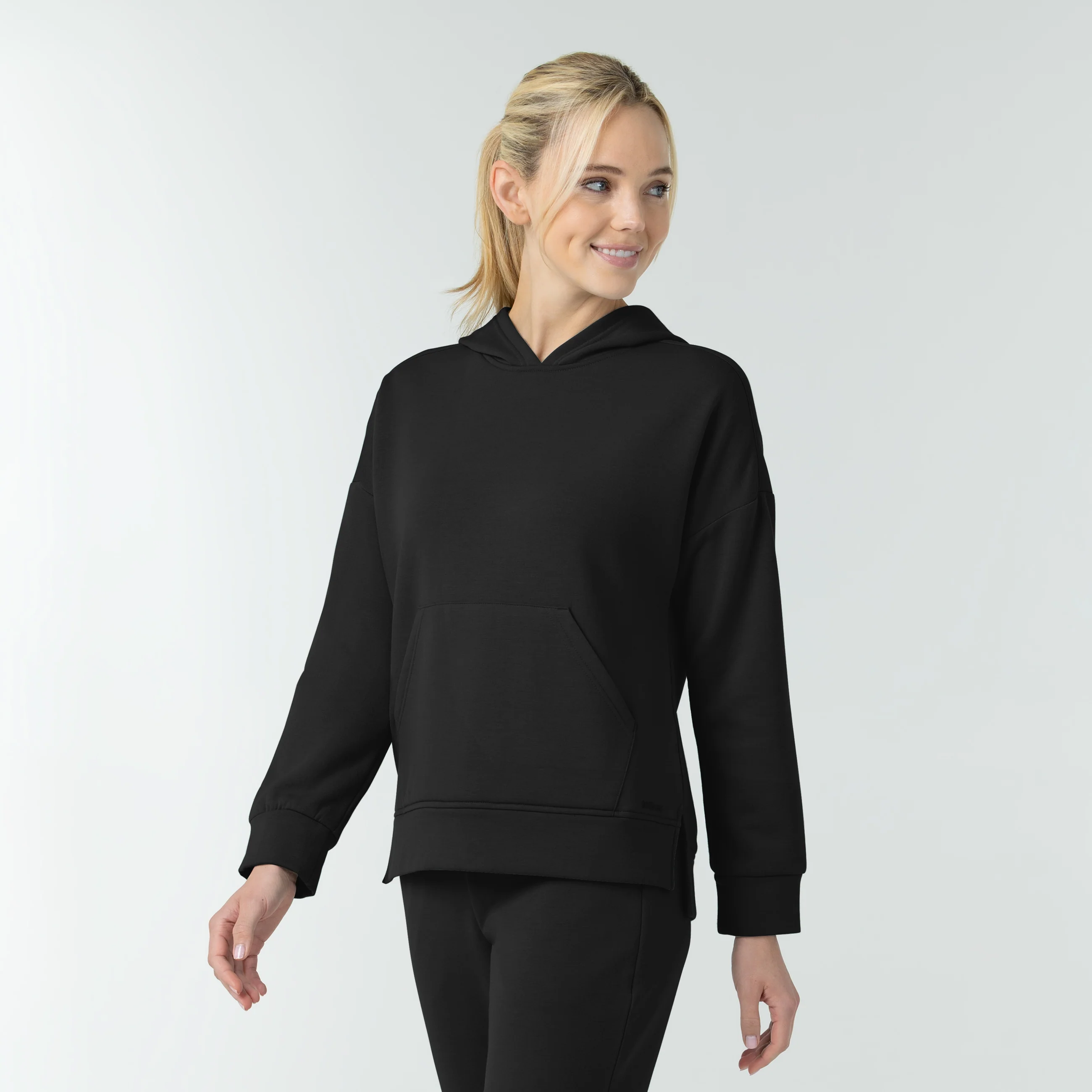 Unwind & Lounge Women's Fleece Hoodie - Black - Image 5
