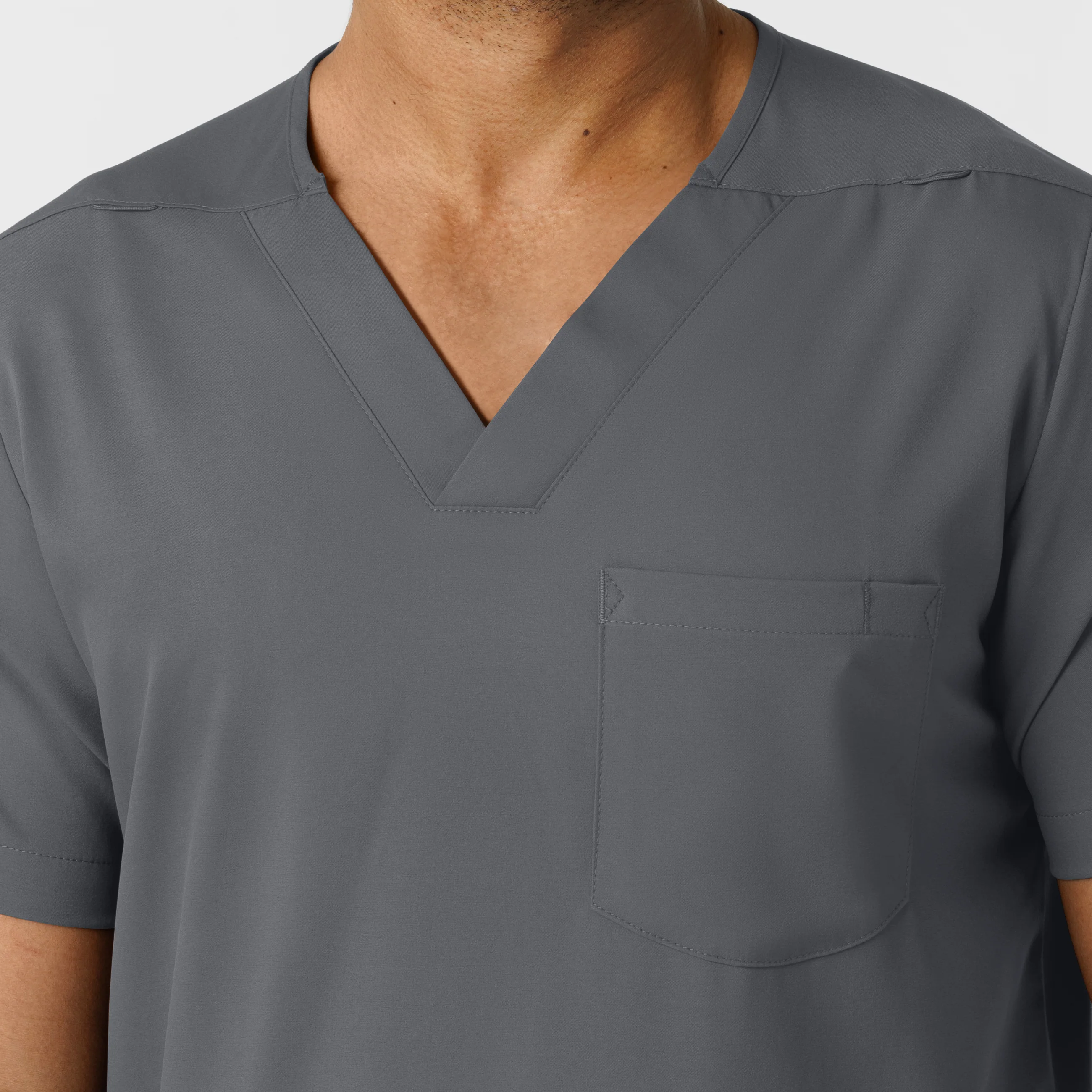 Boundless Men's Multi Pocket V-Neck Scrub Top - Pewter - Image 5